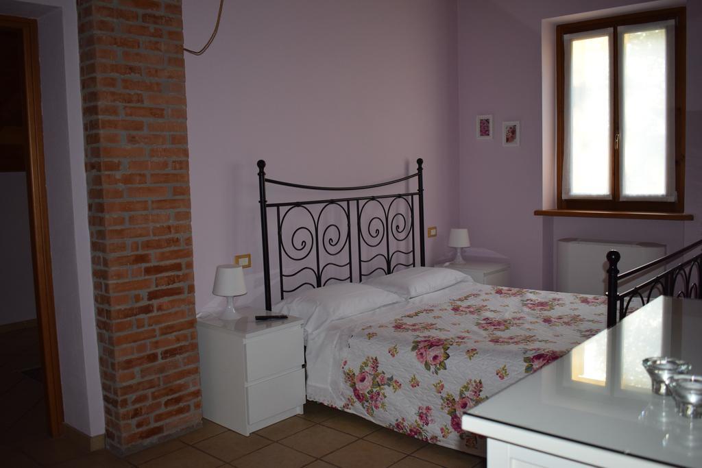Agriturismo Fior Di Pesco Hotel Sommacampagna Kültér fotó