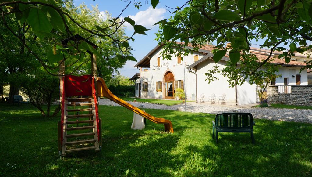 Agriturismo Fior Di Pesco Hotel Sommacampagna Kültér fotó
